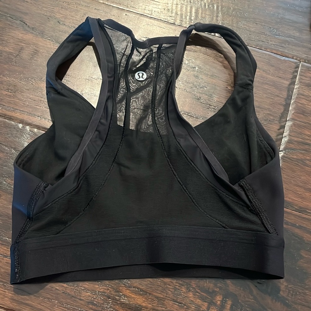 Lululemon mesh back sports bra